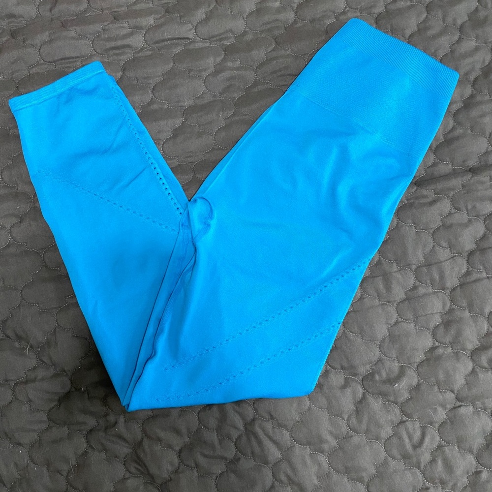 Seam less Fabletics